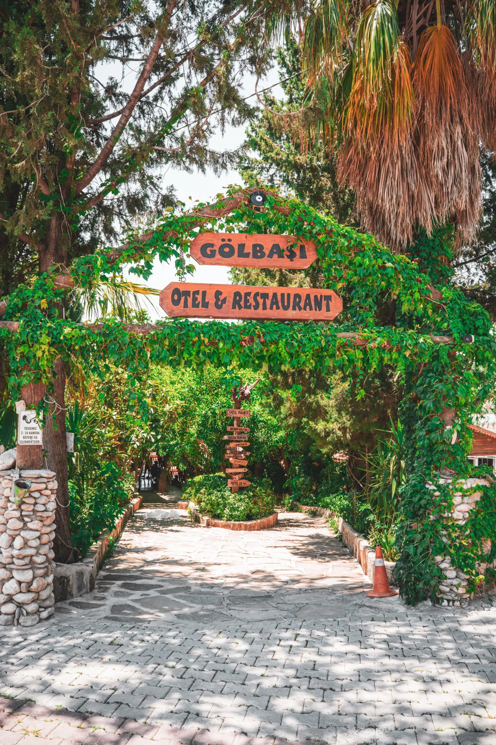 Manavgat Gölbaşı Restaurant Manzara 4